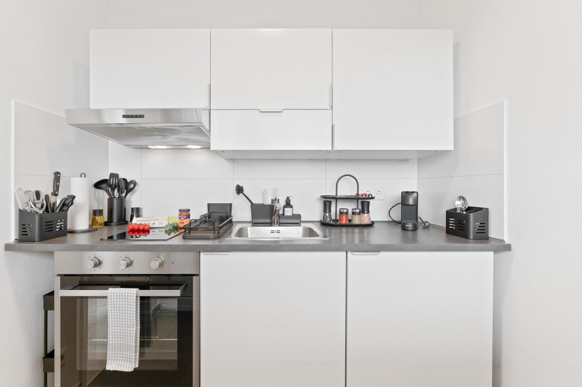 Wohlfuehl-Apartment I Zentral I Balkon I Kueche Фелльбах Экстерьер фото